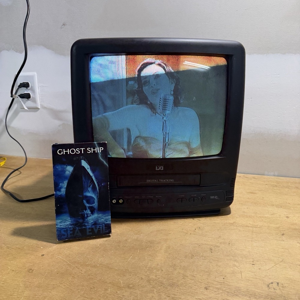 Series LXI Sears 13" CRT TV Vintage Gaming VHS Combo Model 934.44708890 Black